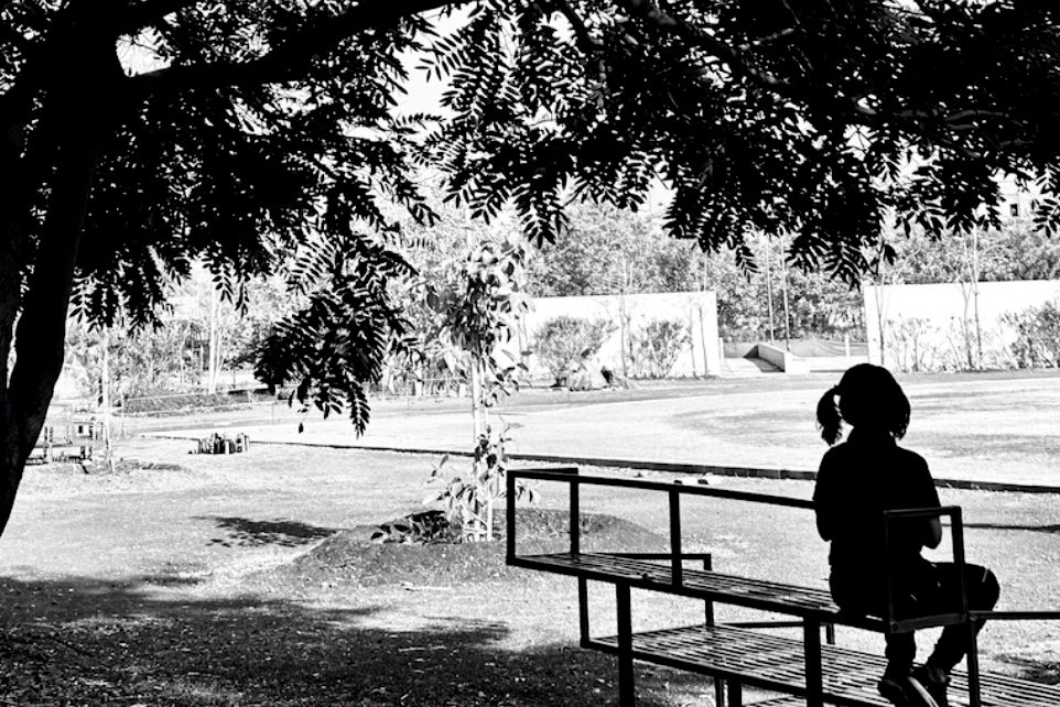 The sight of a child under a tree